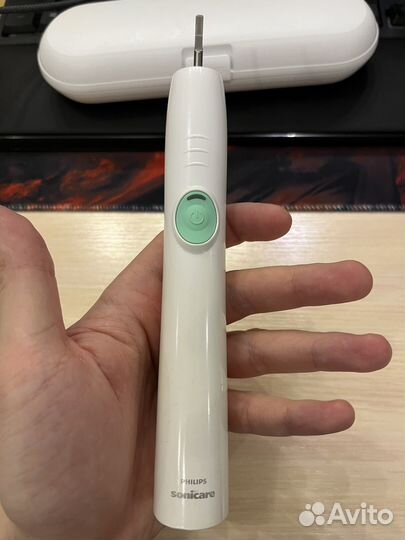 Зубная щетка Philips Sonicare