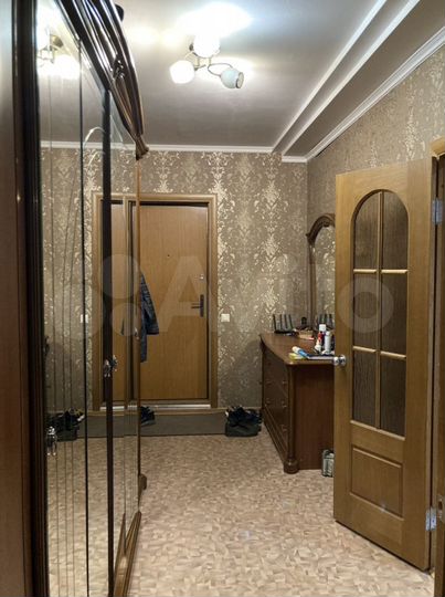 3-к. квартира, 73 м², 2/10 эт.