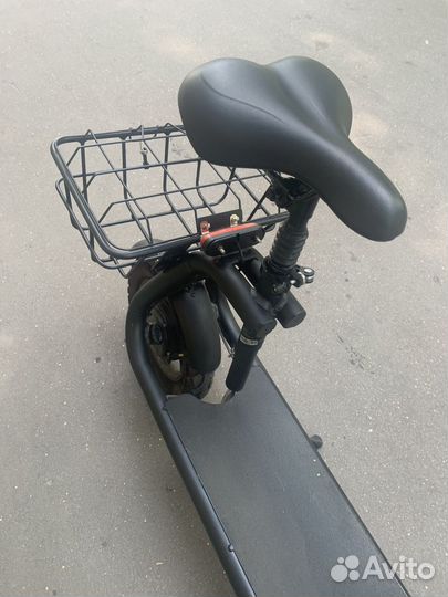 Электросамокат iconBIT Trident T1