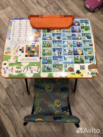 Стол и стульчик складной