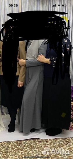 Платье серое