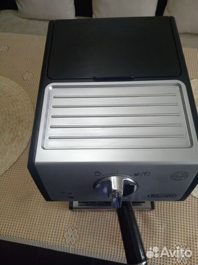 Кофеварка рожковая delonghi
