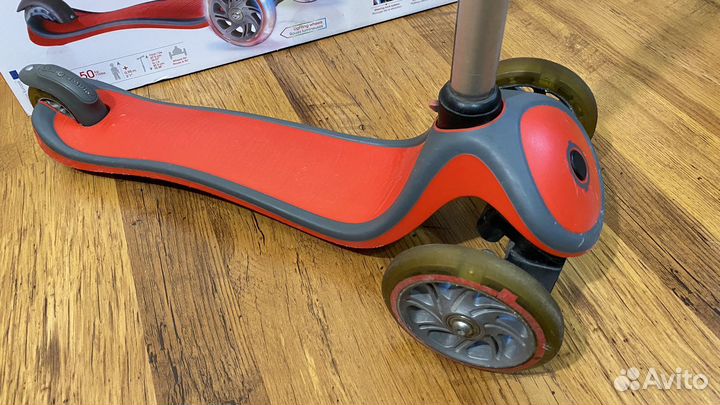 Трехколесный самокат Globber primo plus light