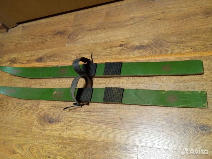 Лыжи и палки детские СССР