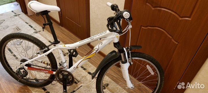 Подростковый велосипед Mongoose Rockadile