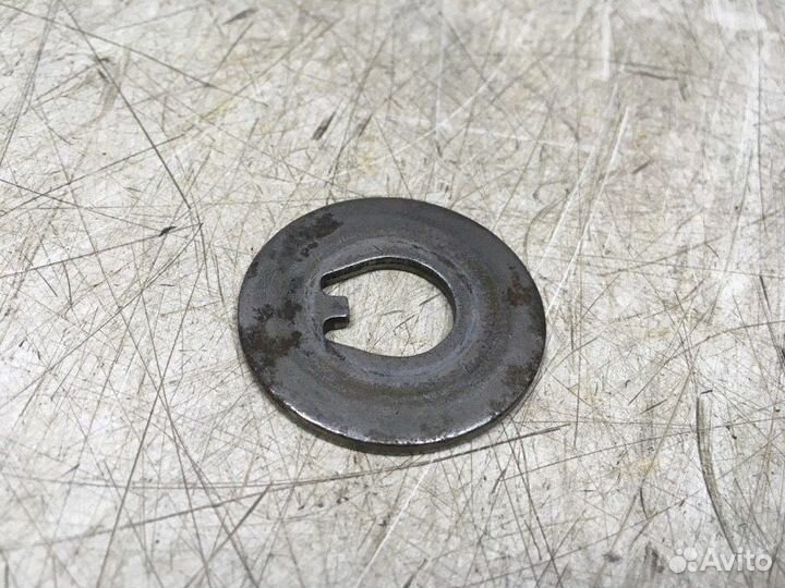 Шайба задней ступицы упорная Audi 100 C4