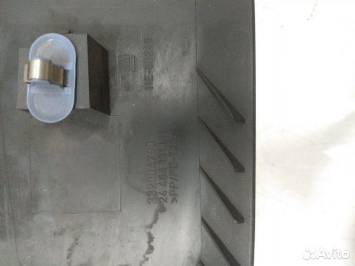 Обшивка крышки багажника левая Opel Astra H 1.3