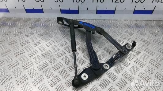 Петля капота audi TT 8N (8NI03D501)