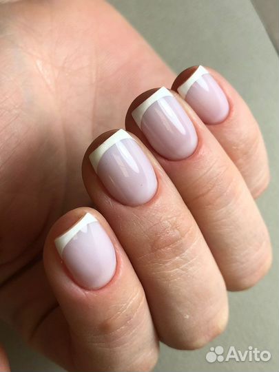 Маникюр,педикюр
