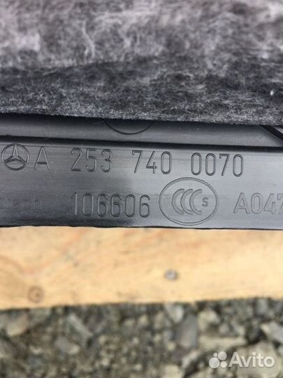 Обшивка двери багажника Mercedes-Benz Glc-Class