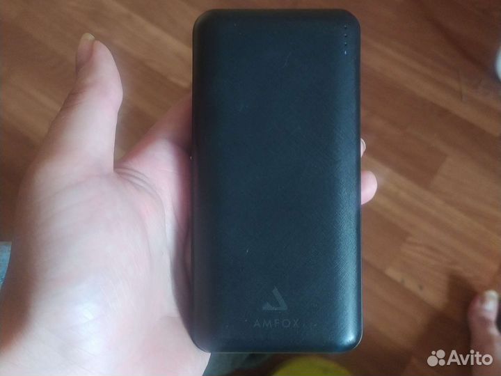 Портативный аккумулятор 20 000 mAh
