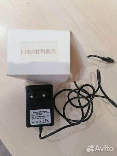 Зарядное устройство для пылесоса