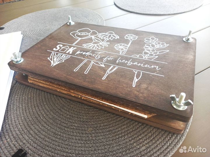 Цветы и травы/Листья деревьев/Миф Гербарий/Пресс