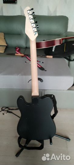 Электрогитара