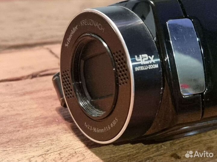 Видео камера Samsung