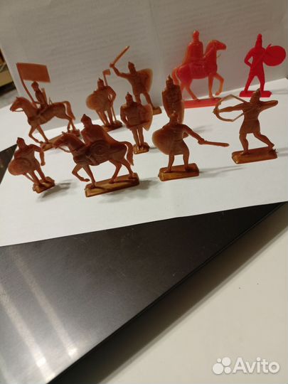 Игрушки СССР солдатики