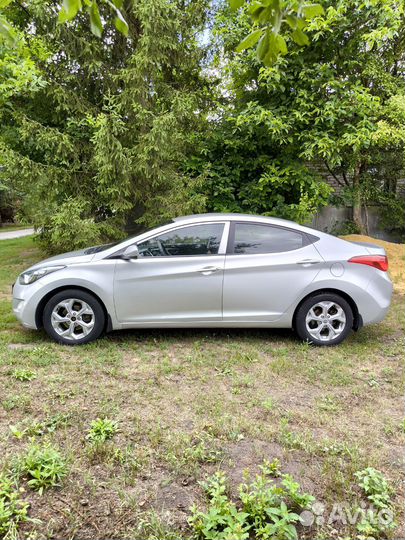 Hyundai Elantra 1.6 AT, 2011, 165 240 км