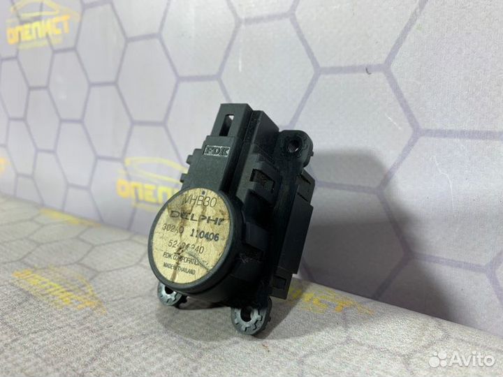 Сервопривод заслонки печки Opel Astra H GTC 2006