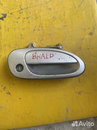 Ручка дверная Mazda Familia