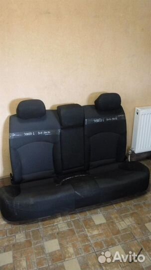 Сиденье заднее (диван) Hyundai Sonata VI (YF) 201