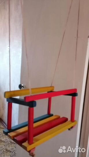 Детская качель подвесная деревянная