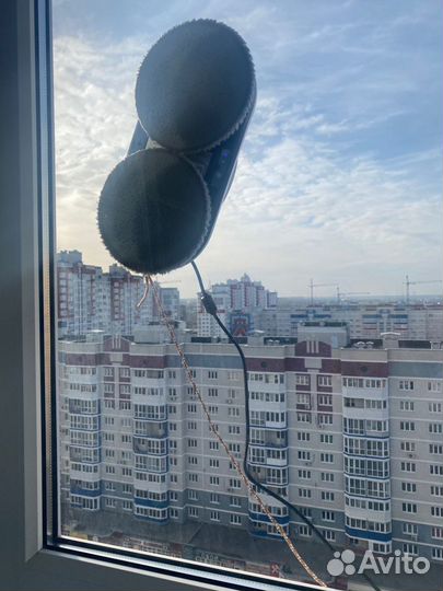 Робот мойщик окон в аренду, мытье окон