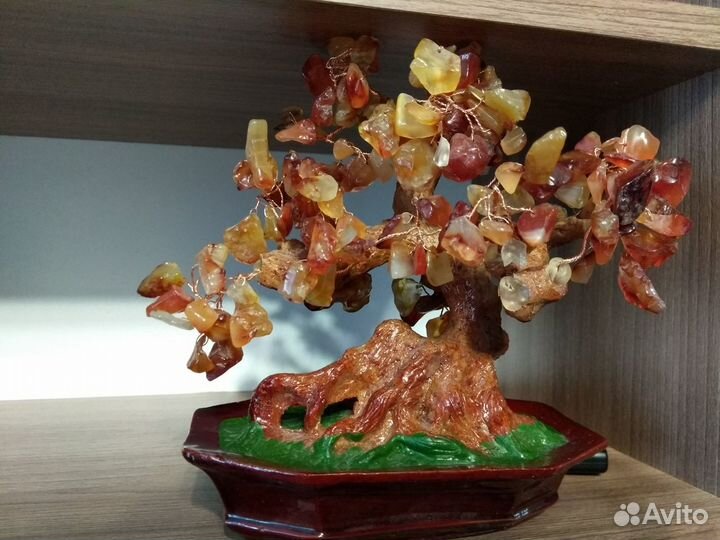 Янтарное дерево