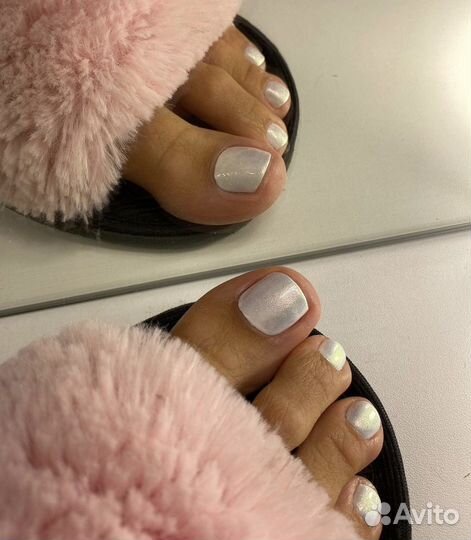 Аппаратный маникюр