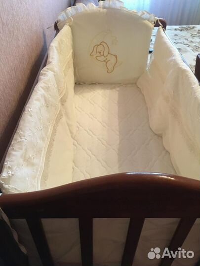 Детская кроватка