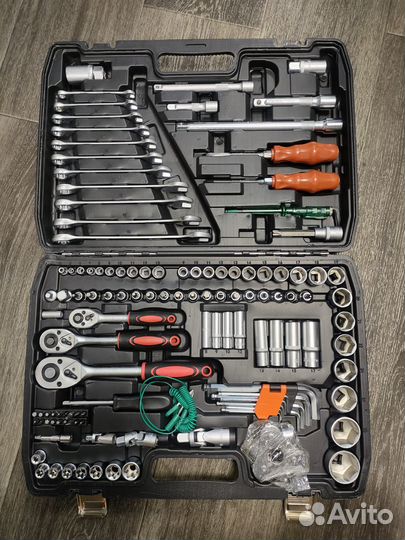 Набор инструментов 121 предмет