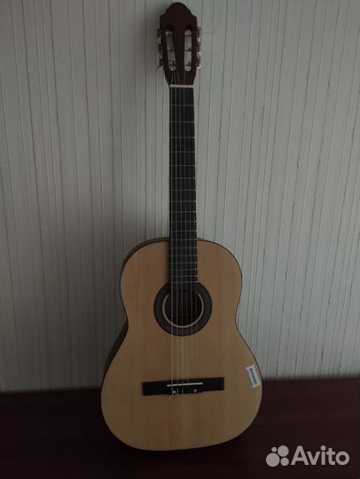 Классическая гитара шестиструнная бу