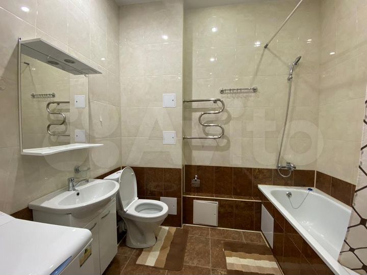 2-к. квартира, 76 м², 6/10 эт.