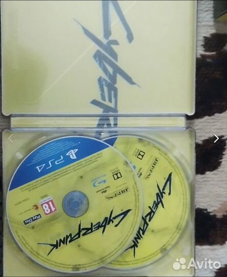 Коллекционное издание Cyberpunk 2077 для ps4