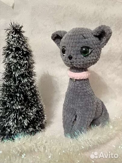 Кошка вязаная