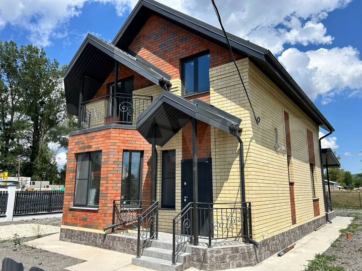 Дом 135 м² на участке 4,5 сот.