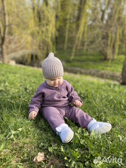 Вязаный комплект для малыша