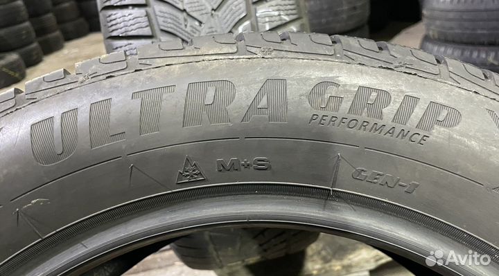 Goodyear UltraGrip Performance Gen-1 235/55 R17