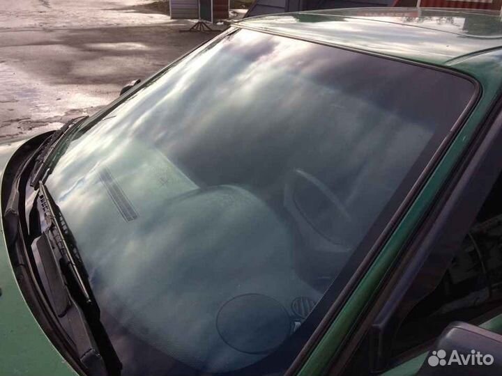 Стекло заднее на Поло Седан