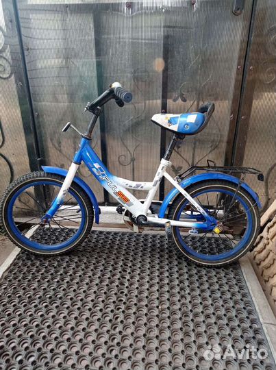 Велосипед детский двухколëсный на 4-7 лет