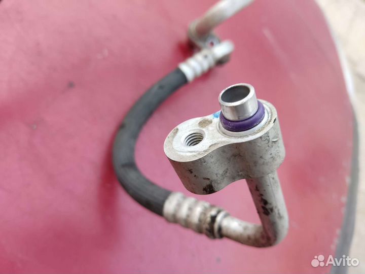 Трубки кондиционера Opel Astra H Zafira B 13100322