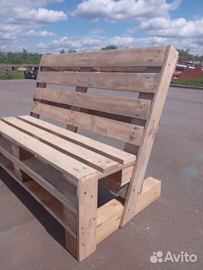 Лавочка из поддонов