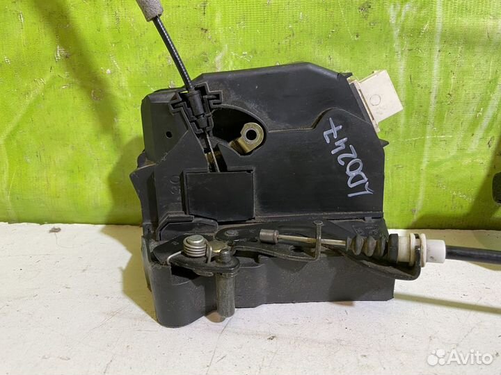 Замок ограничитель двери Land Rover Range Rover 3