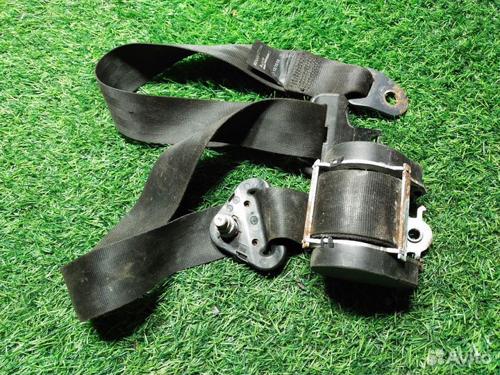 Ремень безопасности Dacia Logan I