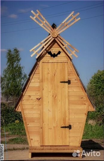 Уличный туалет деревянный HME564