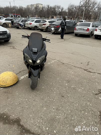 Макси скутер