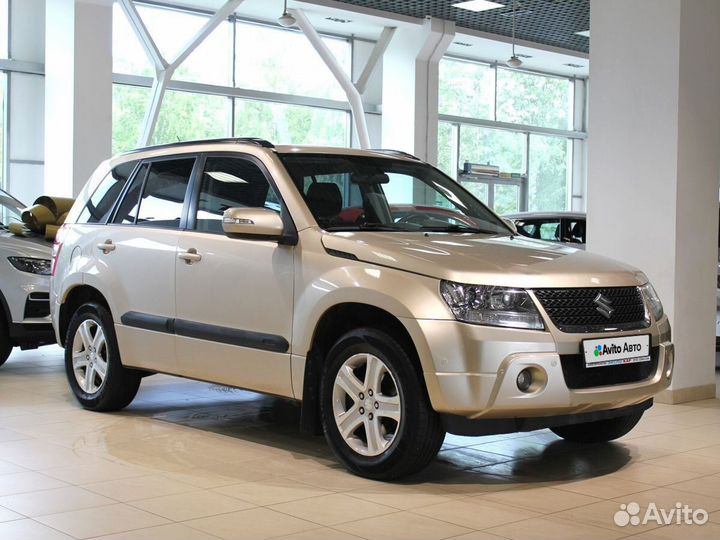 Suzuki Grand Vitara 2.0 AT, 2011, 123 000 км