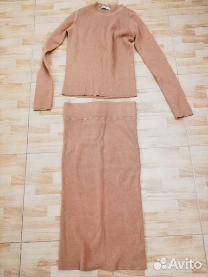 Костюм женский 46р Reserved