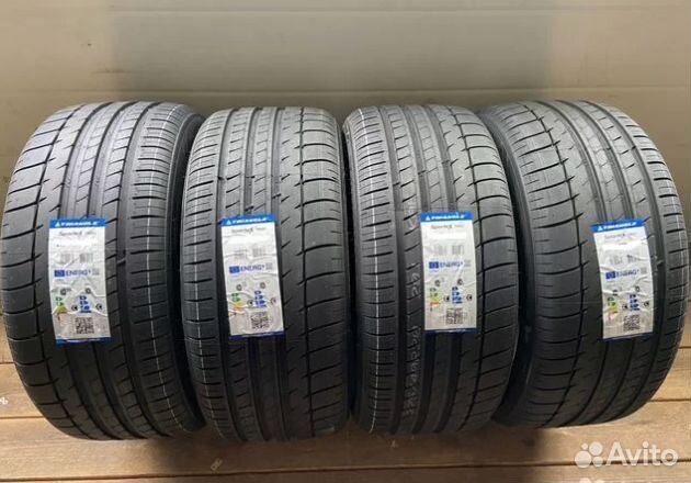 Triangle Sports TH201 215/55 R18 99W