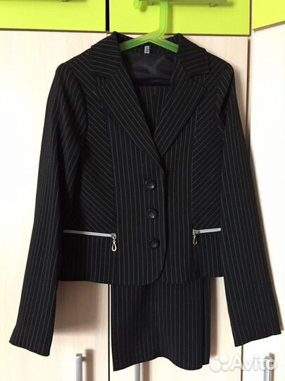 Школьная форма новая 36 р-р