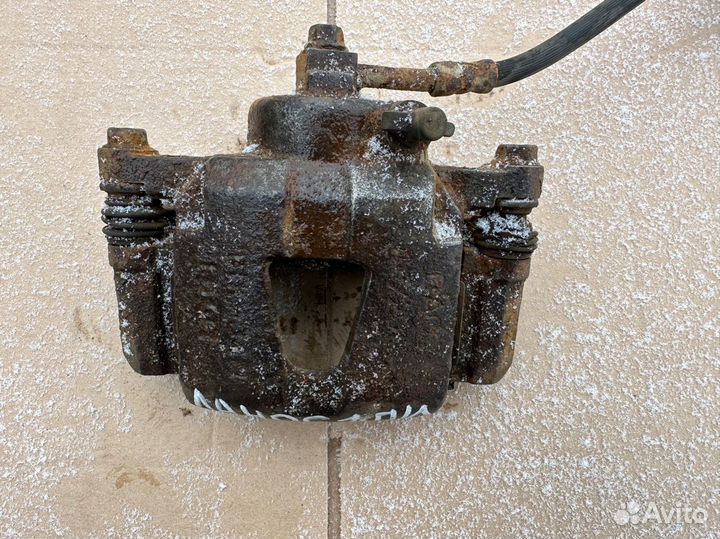 Суппорт передний левый Chevrolet Lanos